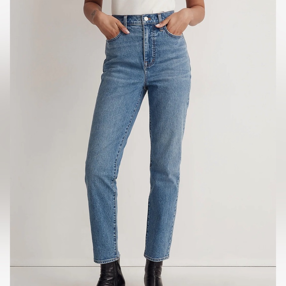NWT Madewell Momjean- size 26 Basley wash